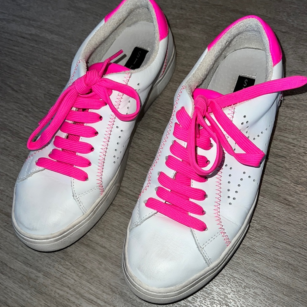 Steven By Steve Madden White Sneakers with Hot Pink Accents